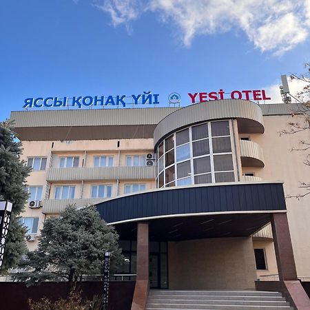 Yassy Hotel, Turkistan エクステリア 写真