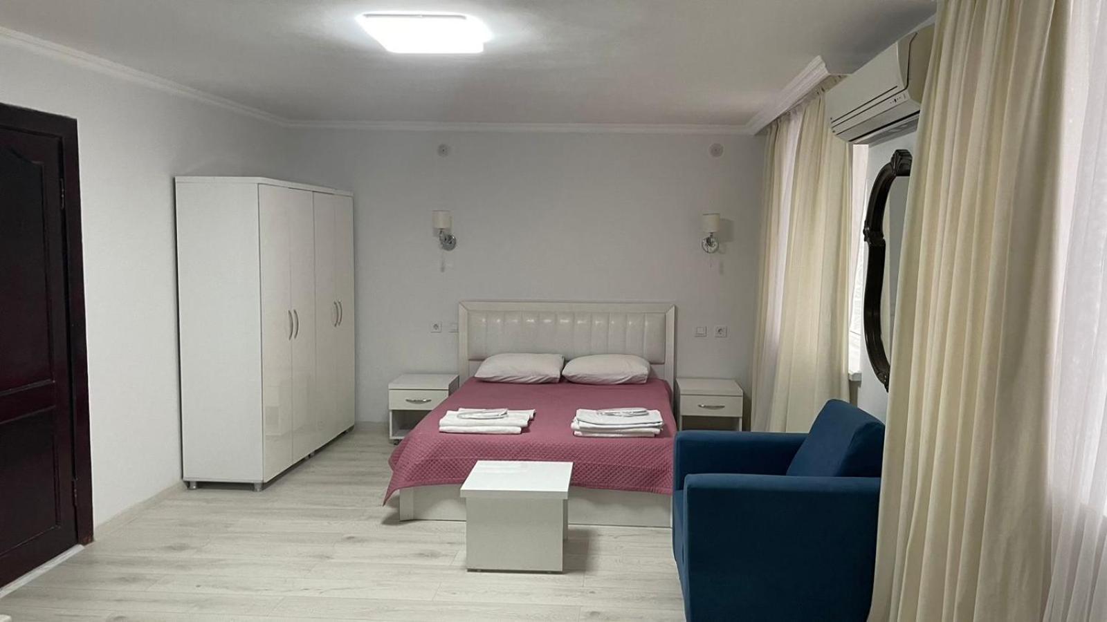 Yassy Hotel, Turkistan エクステリア 写真