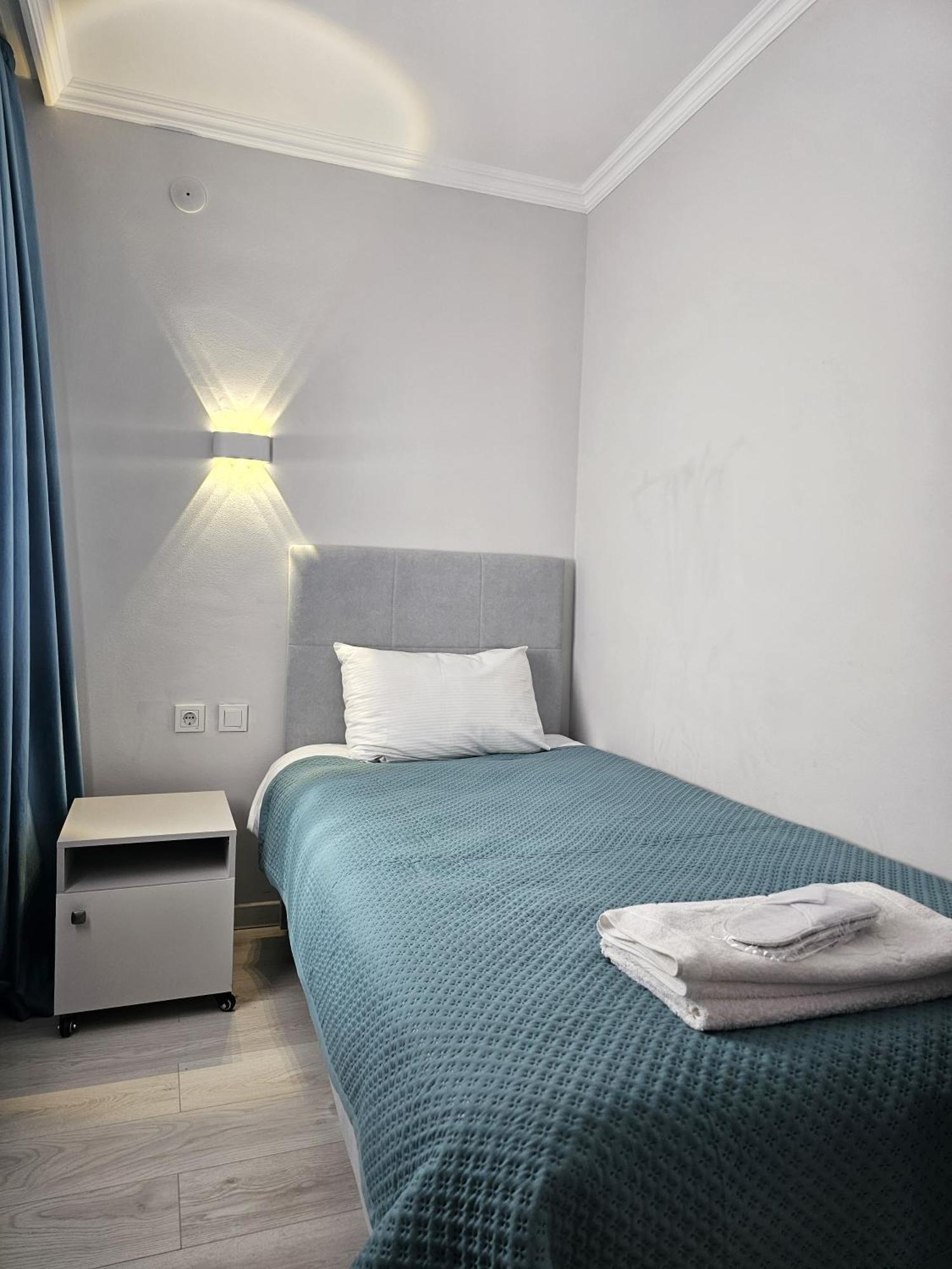 Yassy Hotel, Turkistan エクステリア 写真