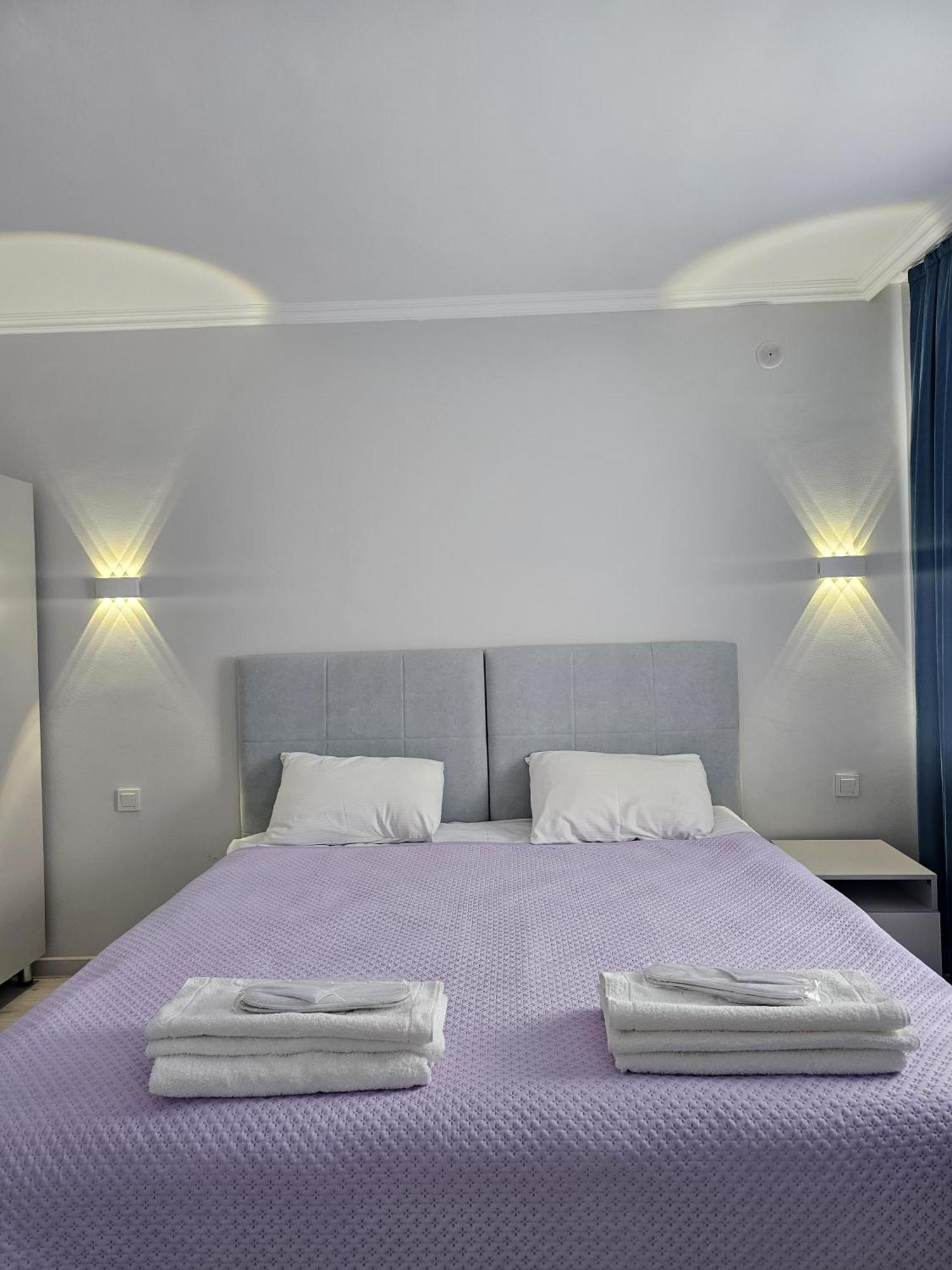 Yassy Hotel, Turkistan エクステリア 写真